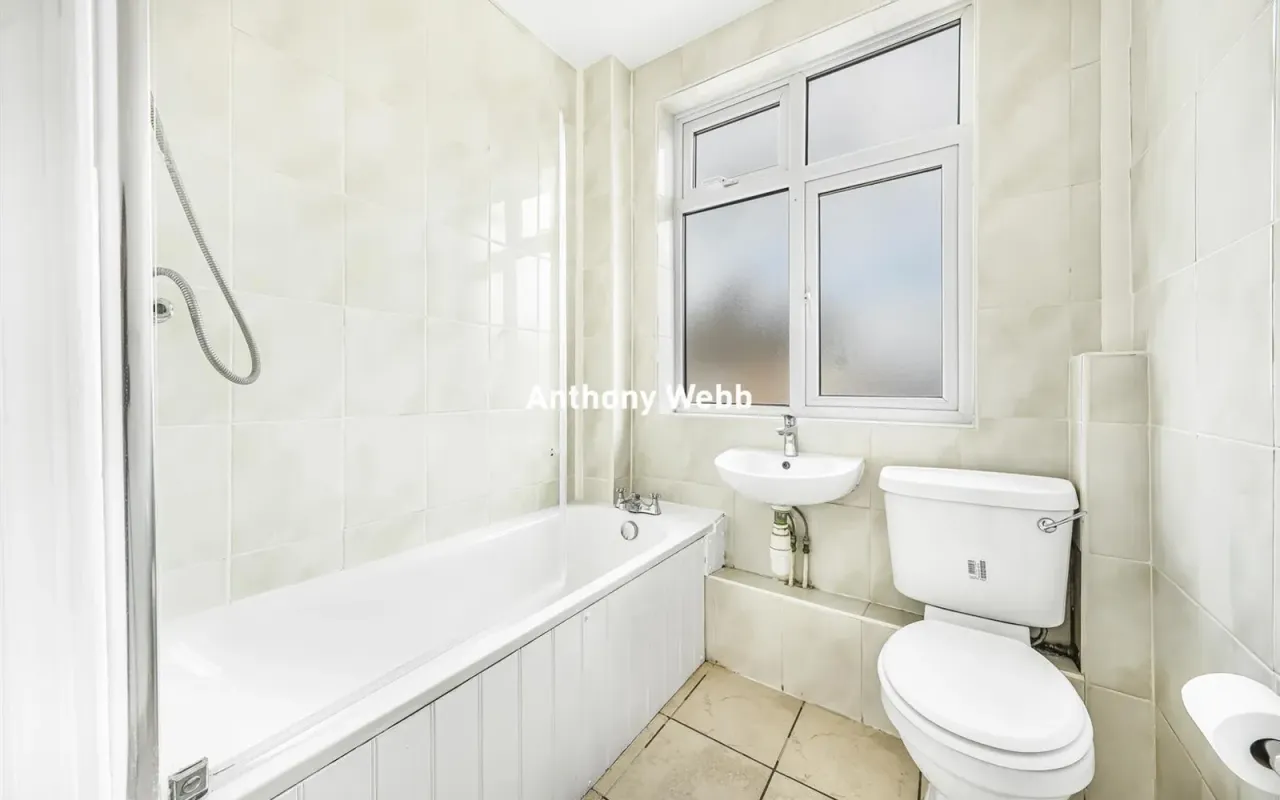 Stirling Road, Wood Green, N22, photo 11