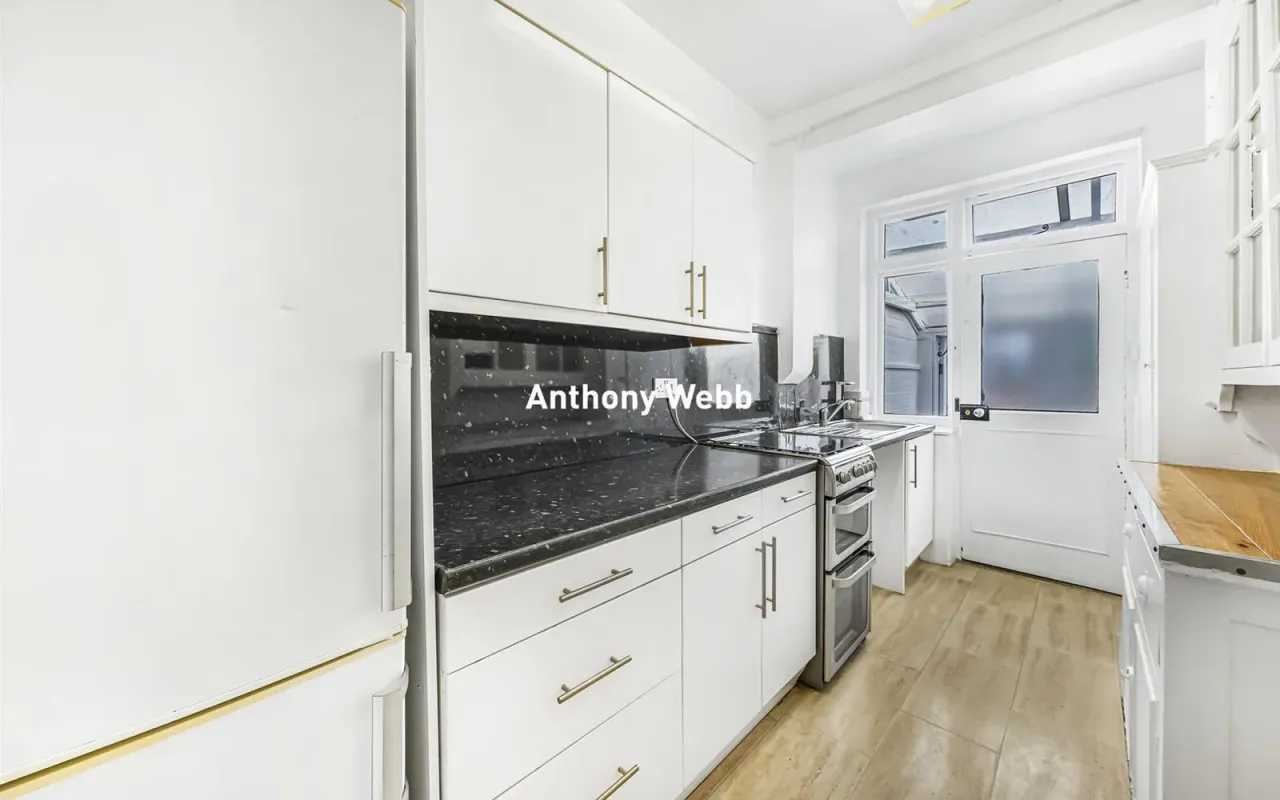 Stirling Road, Wood Green, N22, photo 6