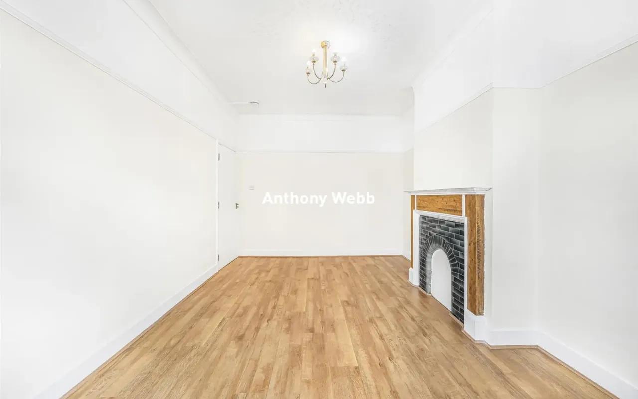 Stirling Road, Wood Green, N22, photo 4