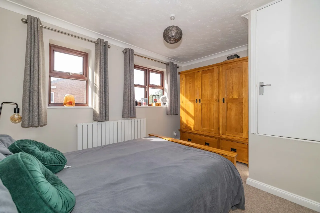 Merleburgh Drive, Kemsley, ME10, photo 9
