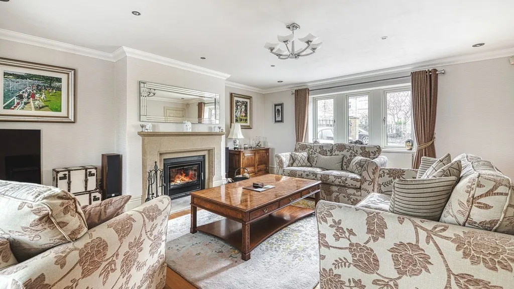 Standlow Lane, Kniveton, photo 8