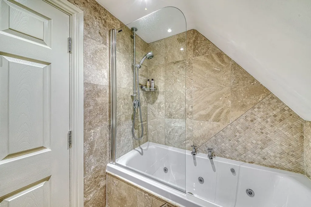 Standlow Lane, Kniveton, photo 33