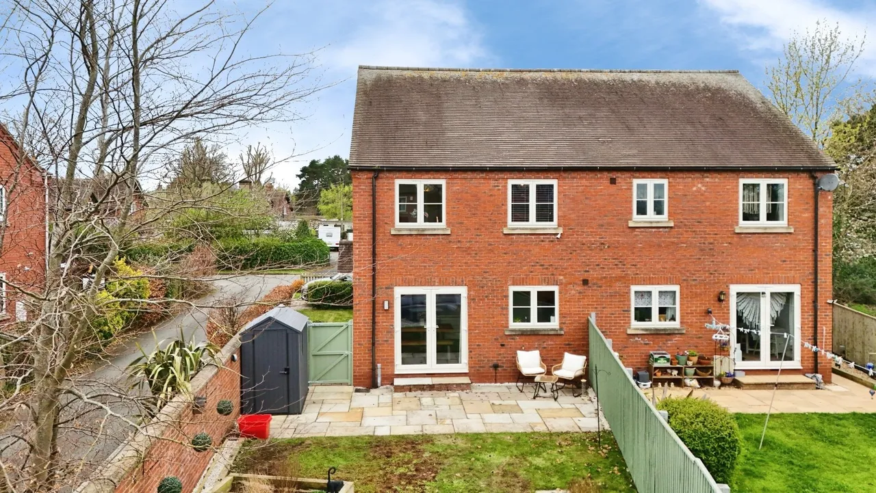 Parsons Close, The Humbers, Telford TF2 8NB, photo 20