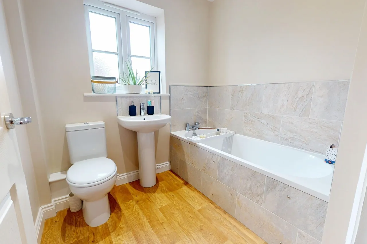 Parsons Close, The Humbers, Telford TF2 8NB, photo 18