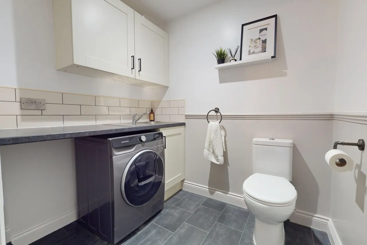Parsons Close, The Humbers, Telford TF2 8NB, photo 10