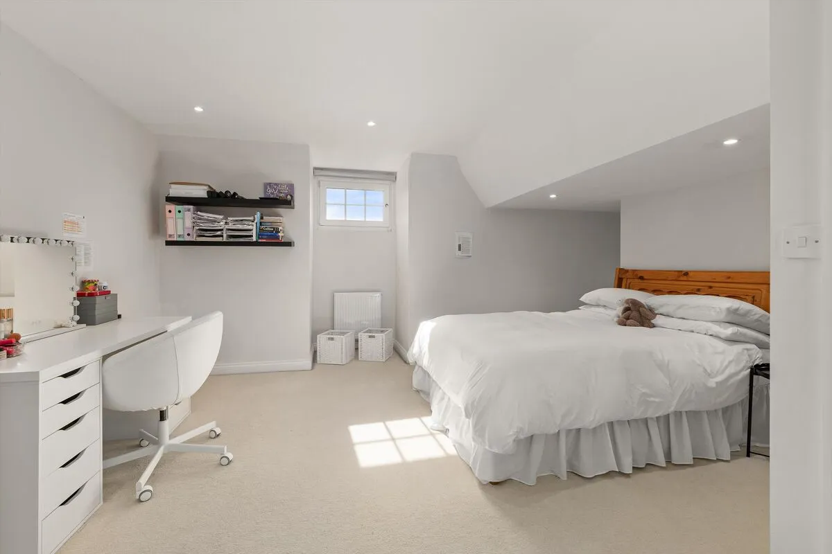 Warwick Road, Solihull, B91, photo 13