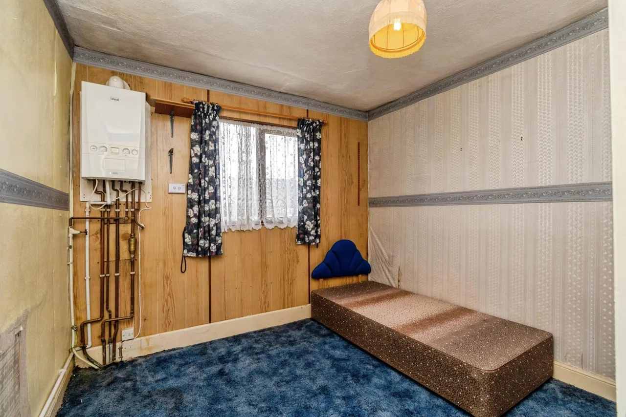 Ward Street, Coseley, WV14, photo 18
