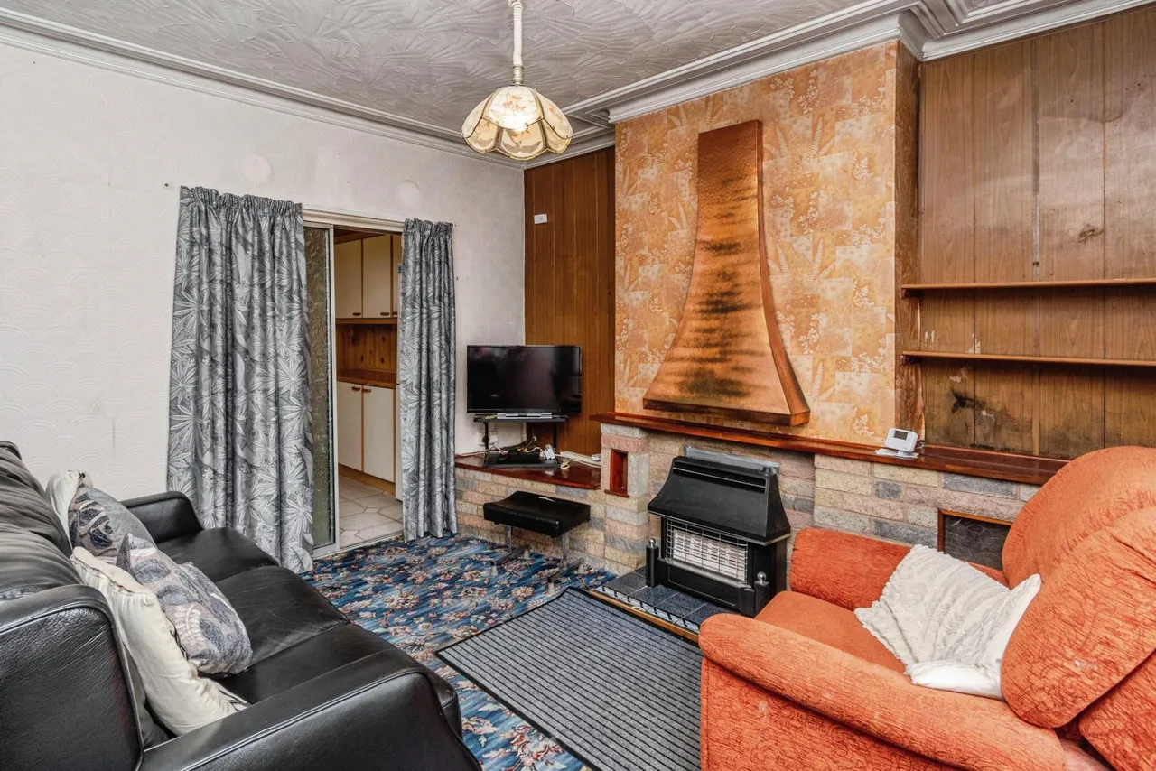 Ward Street, Coseley, WV14, photo 7