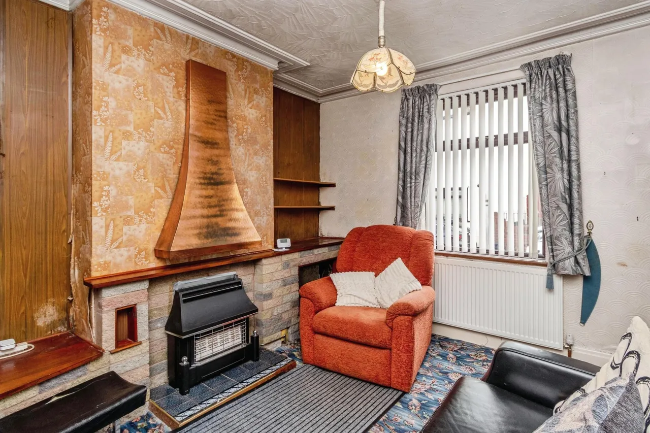 Ward Street, Coseley, WV14, photo 6