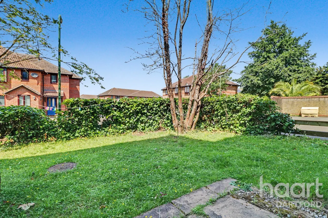 Louvain Road, Greenhithe, DA9, photo 8