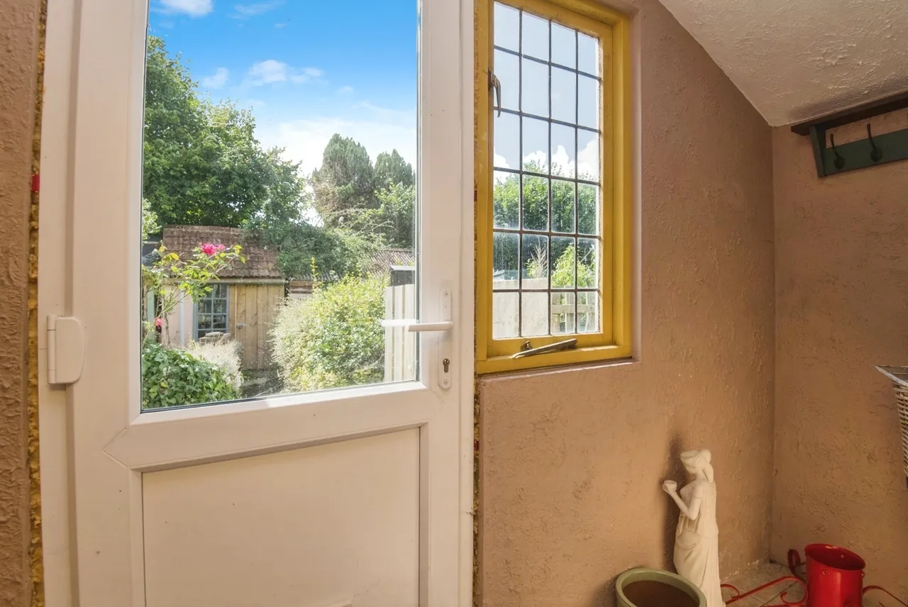 St. John Close, Honiton, EX14, photo 15