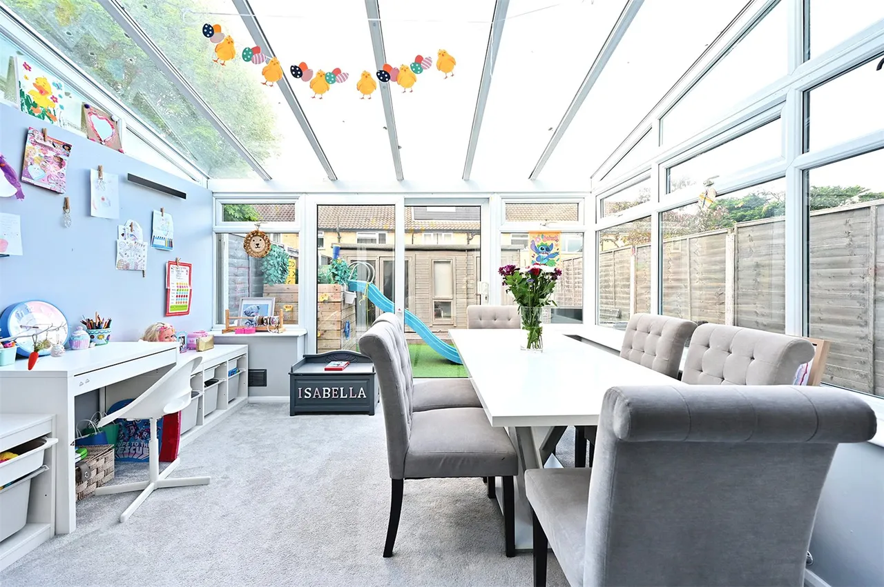 Henley Gardens, Yateley, Hampshire, GU46 6LG, photo 6