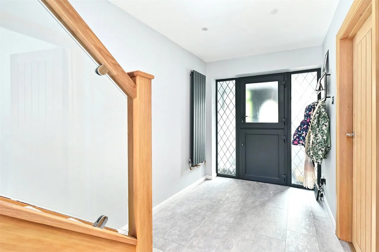 Henley Gardens, Yateley, Hampshire, GU46 6LG, photo 12
