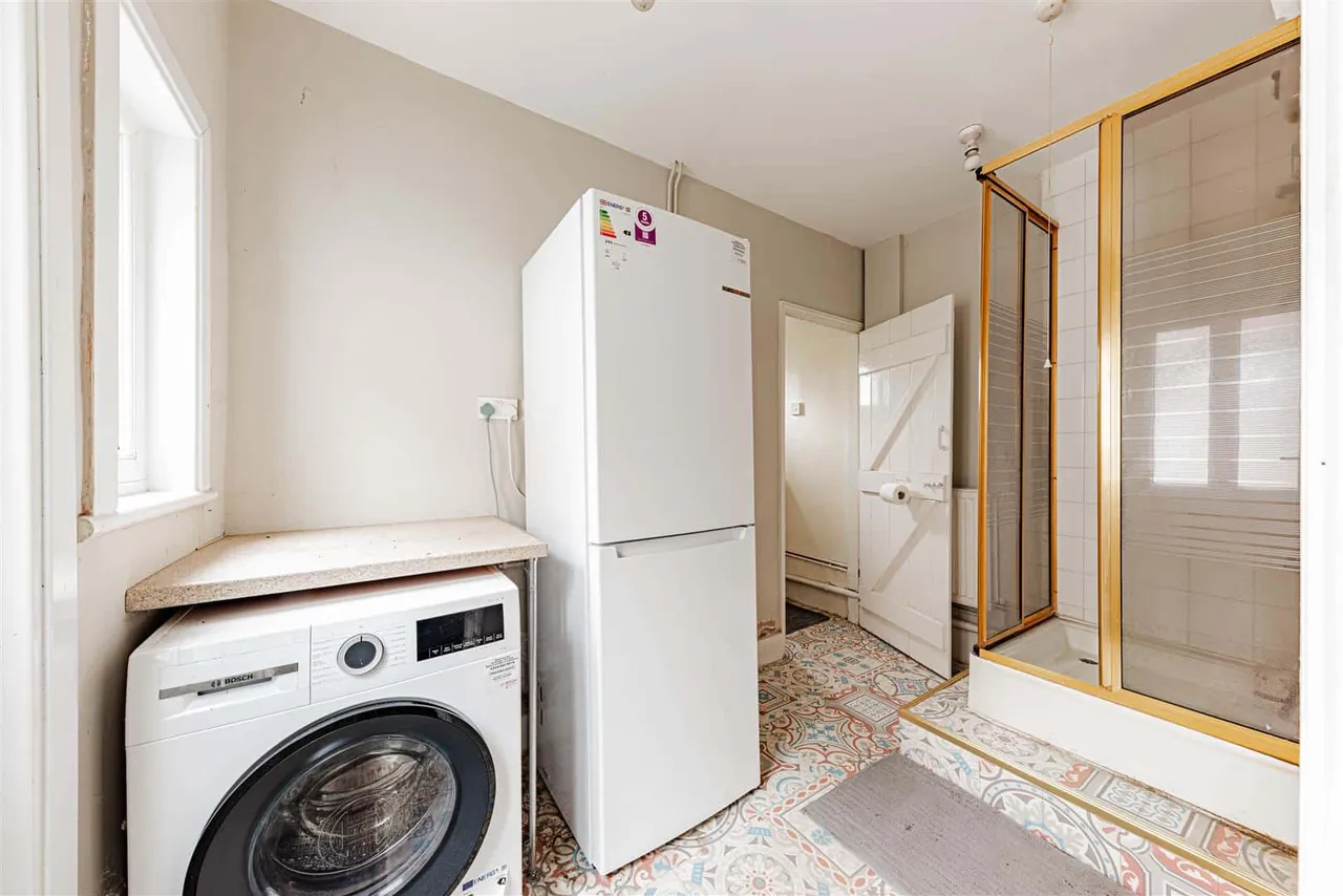 Crescent Road, Ramsgate, Kent, CT11 9QX, photo 18