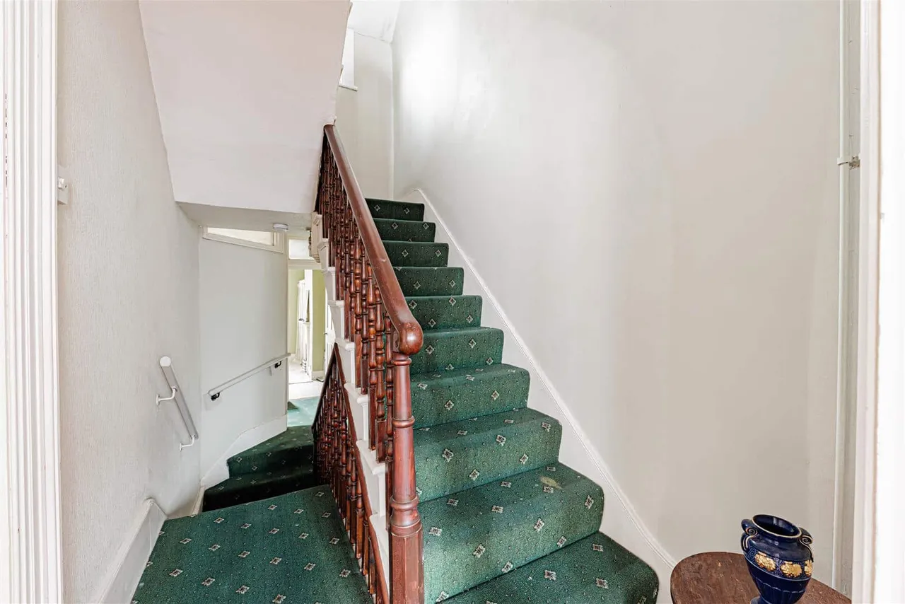 Crescent Road, Ramsgate, Kent, CT11 9QX, photo 20