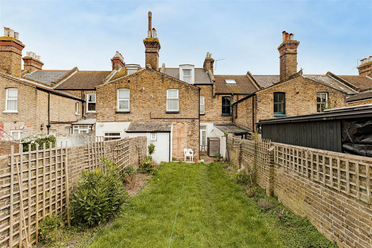 Crescent Road, Ramsgate, Kent, CT11 9QX, photo 41