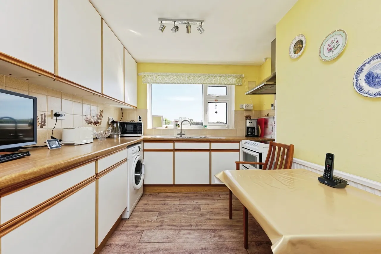 Napchester Road, Whitfield, Dover, Kent, CT16, photo 15