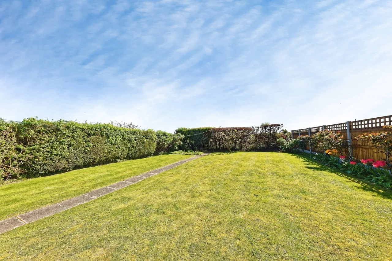 Napchester Road, Whitfield, Dover, Kent, CT16, photo 7