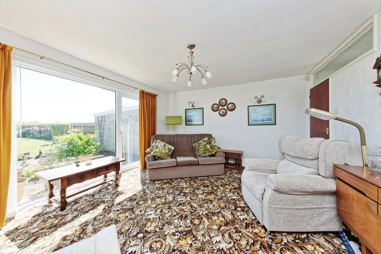 Napchester Road, Whitfield, Dover, Kent, CT16, photo 4