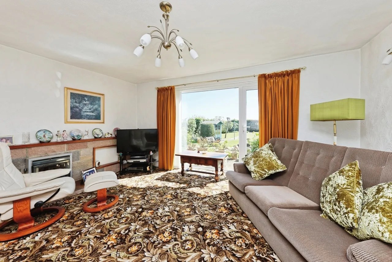 Napchester Road, Whitfield, Dover, Kent, CT16, photo 16