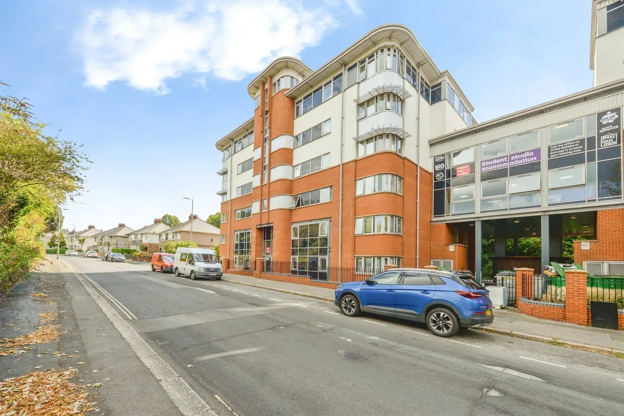 1 bed flat for sale, Central Park Avenue, Plymouth, PL4