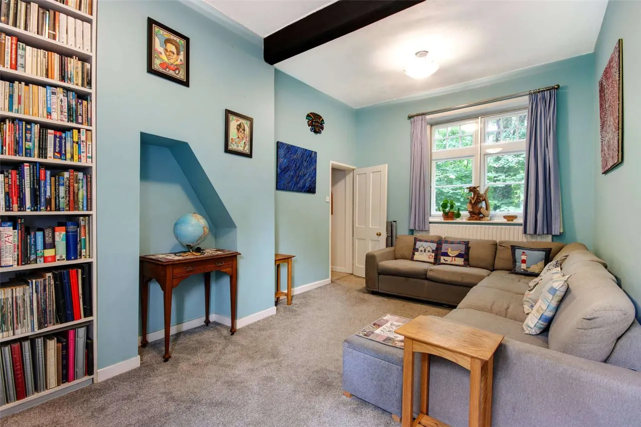 Moor Hill, Hawkhurst, Cranbrook, Kent, TN18 4QB, photo 6
