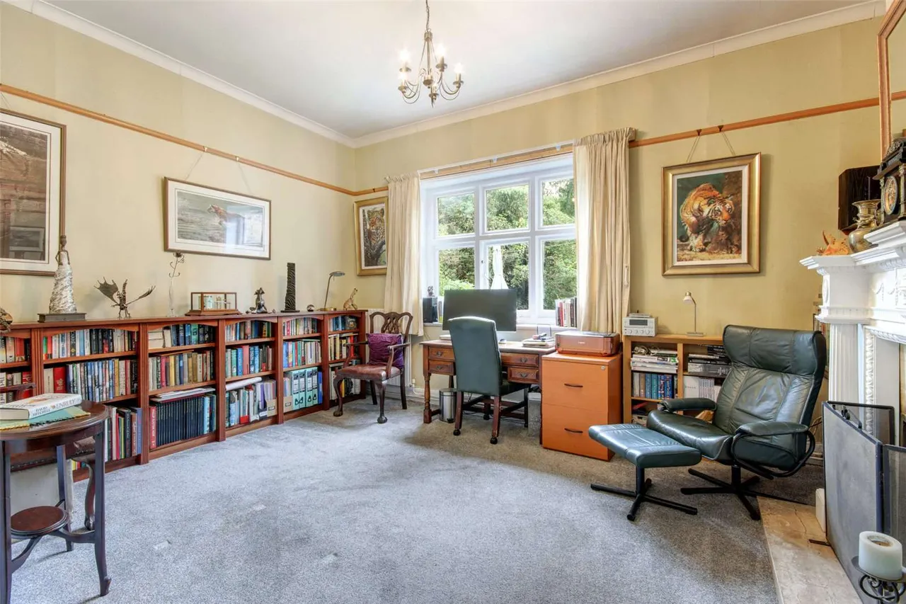Moor Hill, Hawkhurst, Cranbrook, Kent, TN18 4QB, photo 2