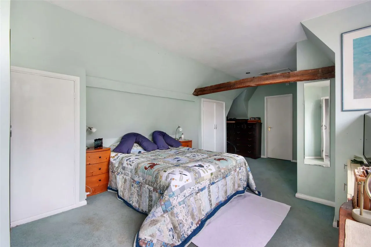 Moor Hill, Hawkhurst, Cranbrook, Kent, TN18 4QB, photo 8