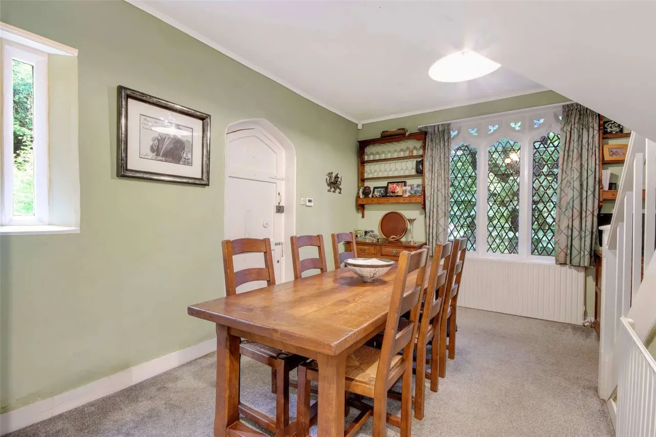 Moor Hill, Hawkhurst, Cranbrook, Kent, TN18 4QB, photo 4