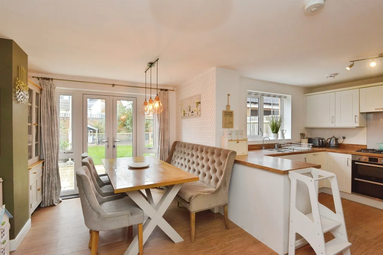 Whitecastle Way, Kingsmead, MK4, photo 5