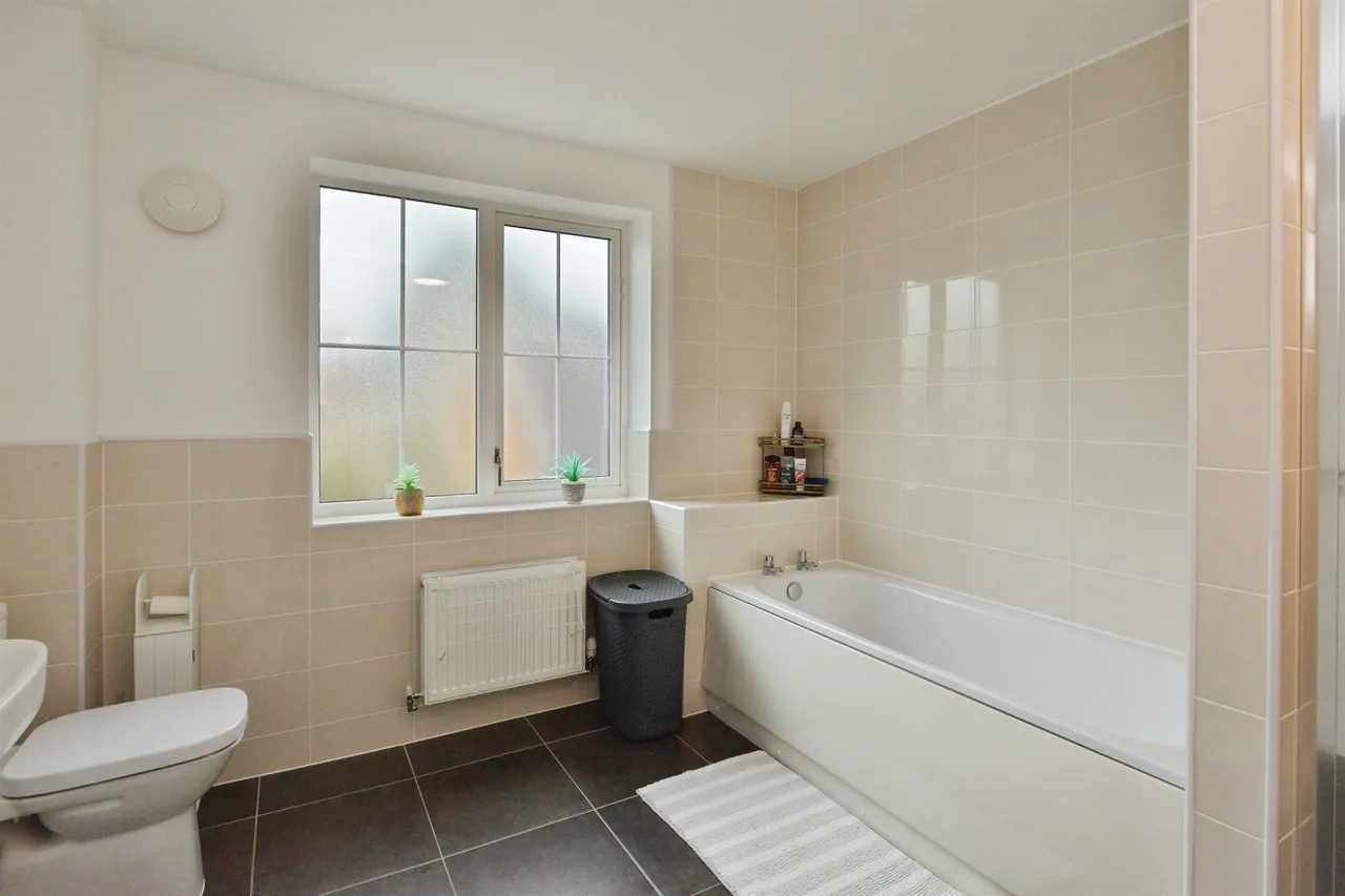 Whitecastle Way, Kingsmead, MK4, photo 11