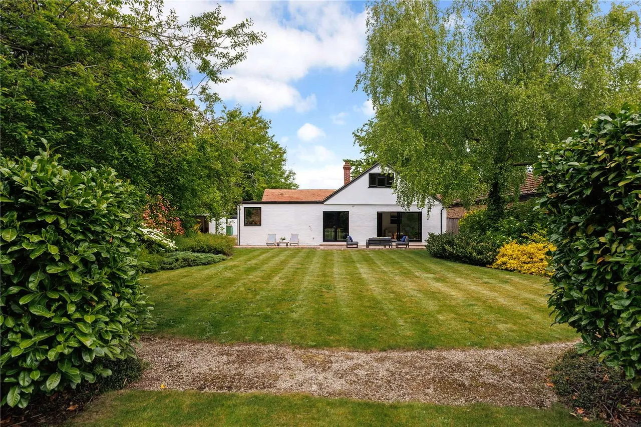 4 bed house for sale — Cambridge Road, Abington, Cambridge, Cambridgeshire, CB21 6BL