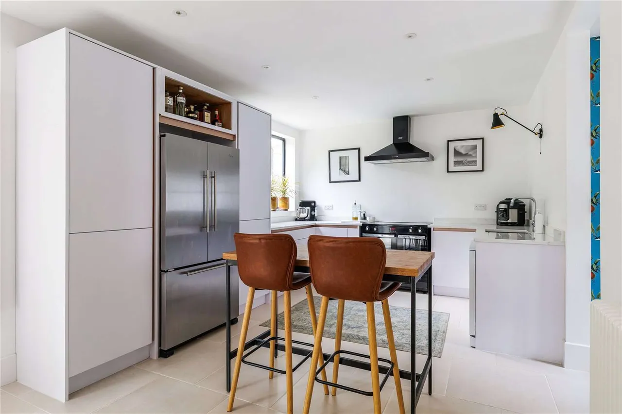 Cambridge Road, Abington, Cambridge, Cambridgeshire, CB21 6BL, photo 5