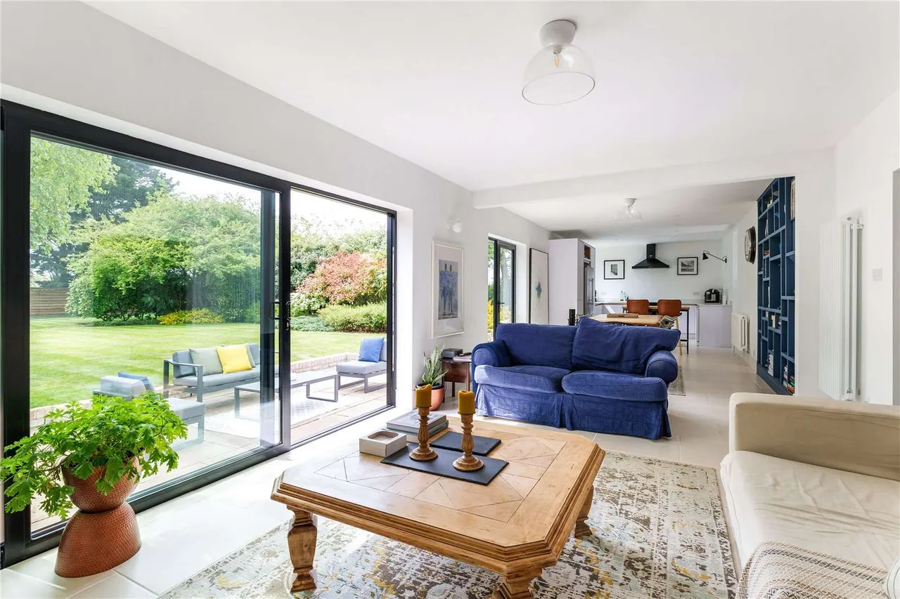 Cambridge Road, Abington, Cambridge, Cambridgeshire, CB21 6BL, photo 4