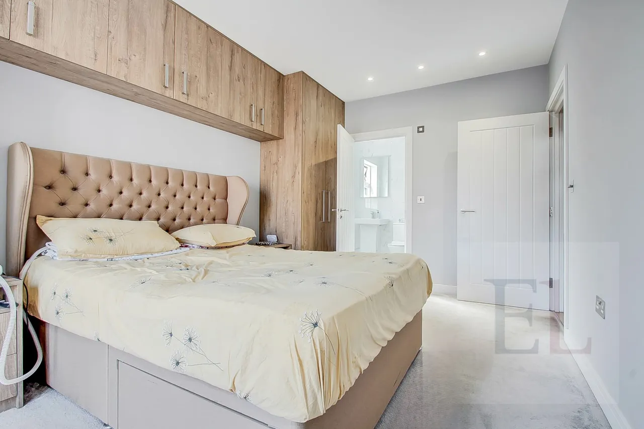 Pristine House, Harrowdene Road, Wembley, HA0, photo 8