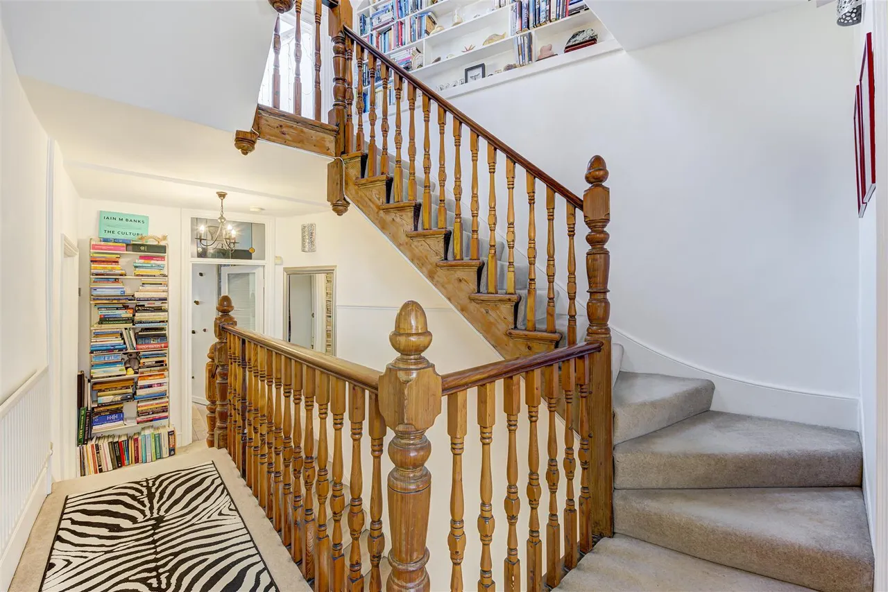 Pattison Road, Hampstead, NW2, photo 2