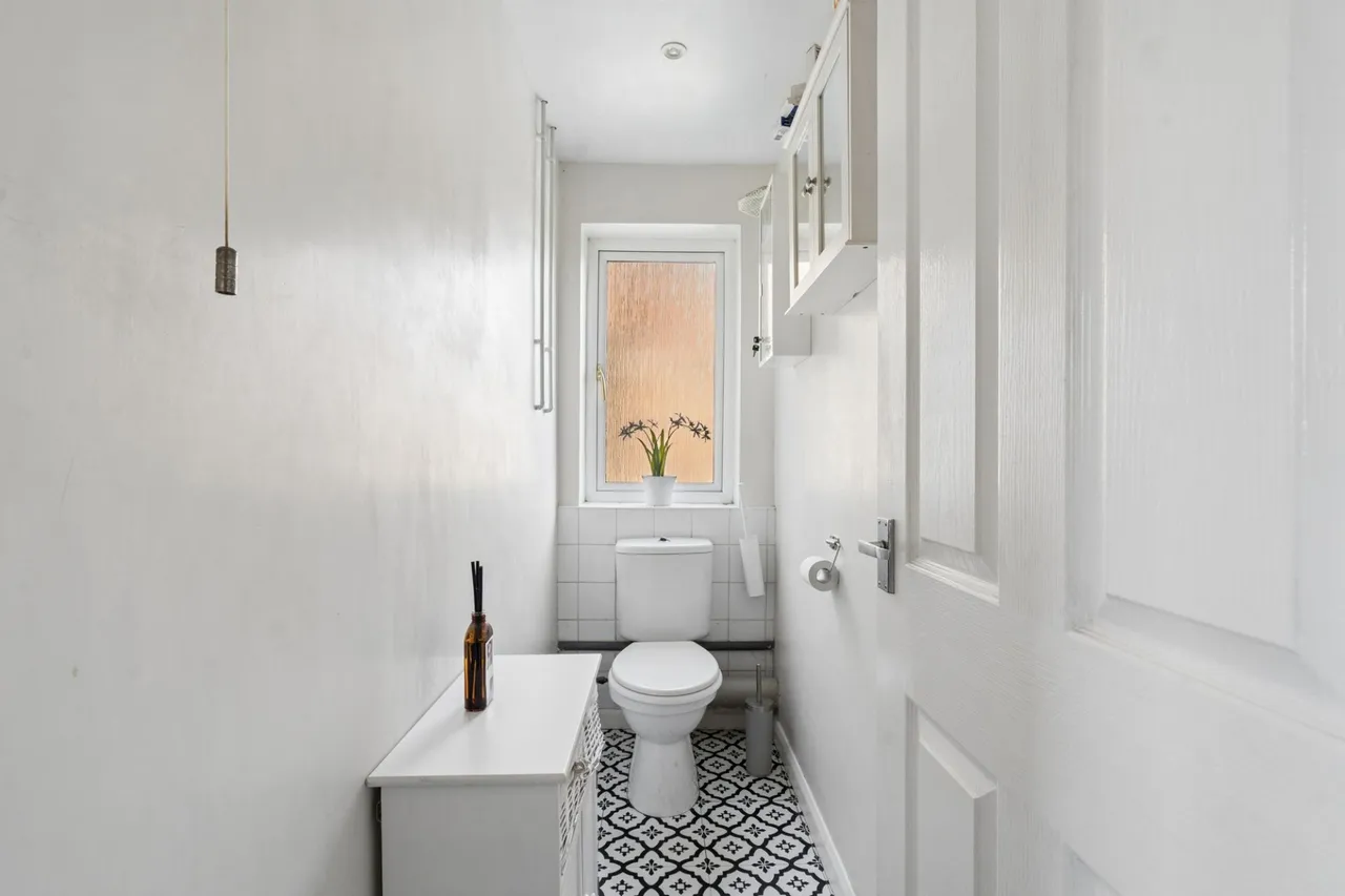 Wynnswick Road, Seer Green, HP9, photo 17