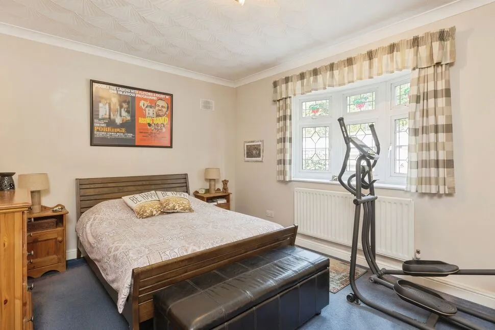 Gorsewood Road, Hartley, Kent, DA3, photo 11