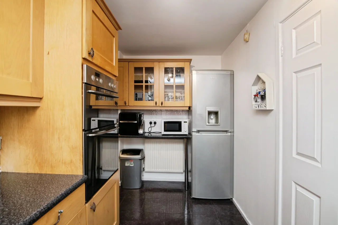 Keyworth Close, Tipton, DY4, photo 2