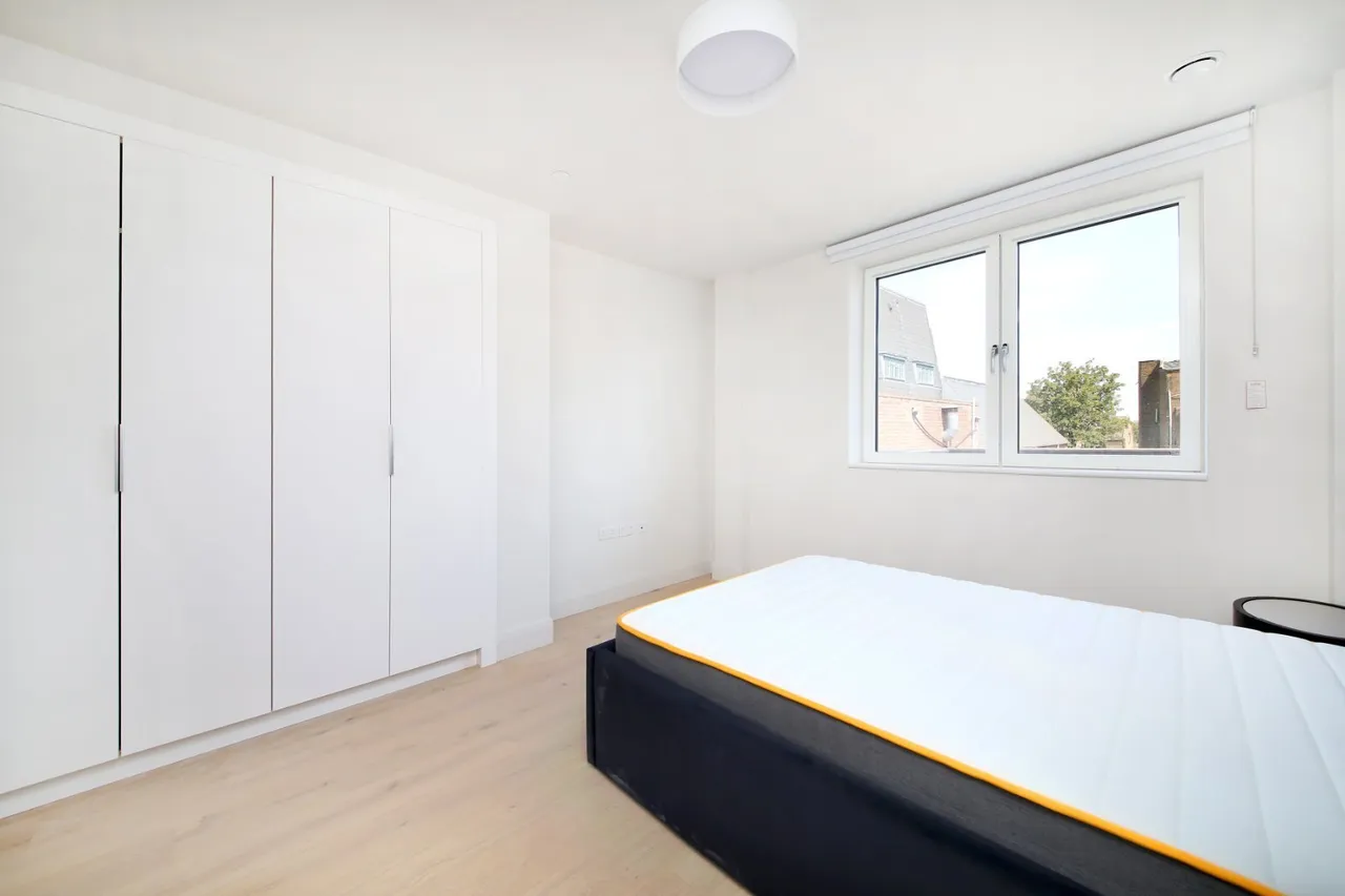 Stonhouse Street, London, SW4, photo 6