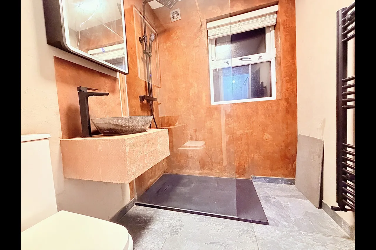 Odell Place, B5, photo 3