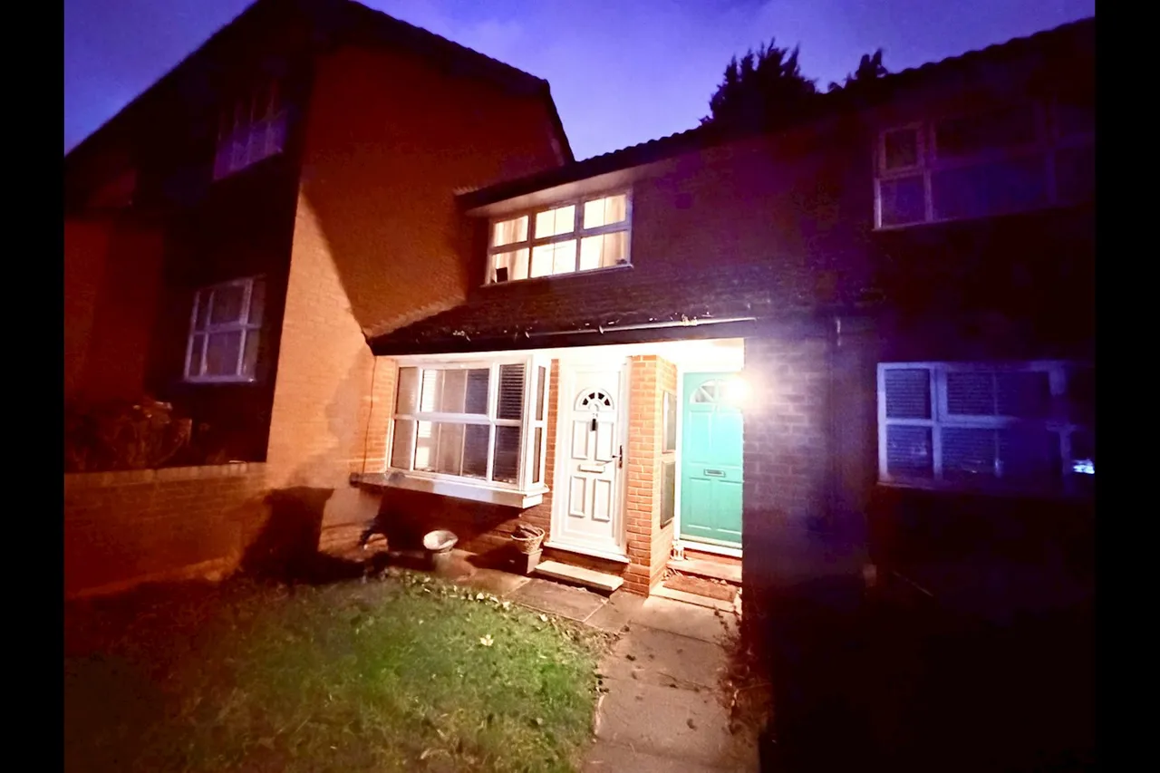Odell Place, B5, photo 12