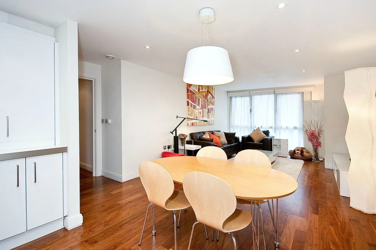 Clerkenwell Rd, Clerkenwell, EC1M, photo 5