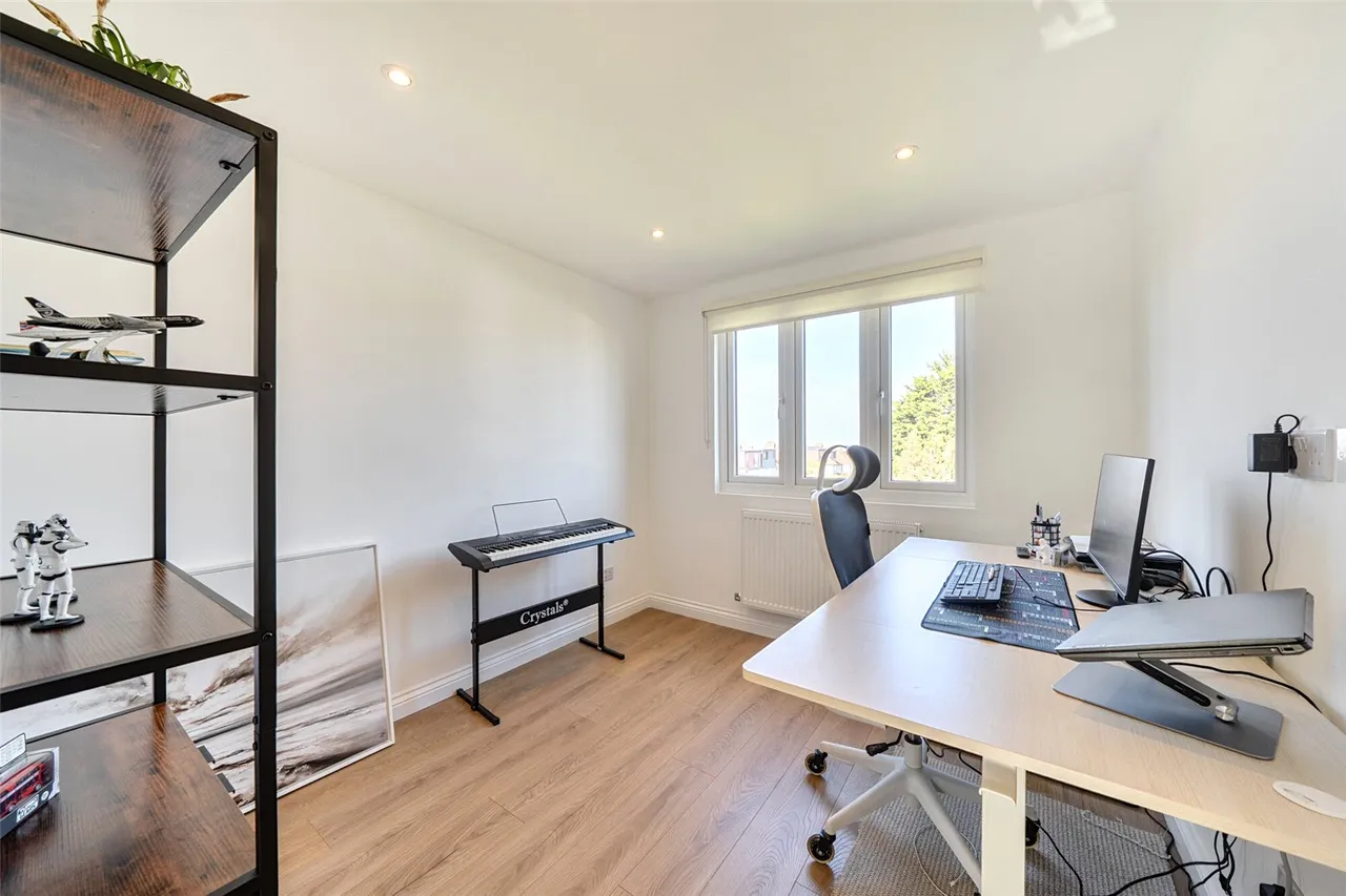 Gourock Road, SE9, photo 20