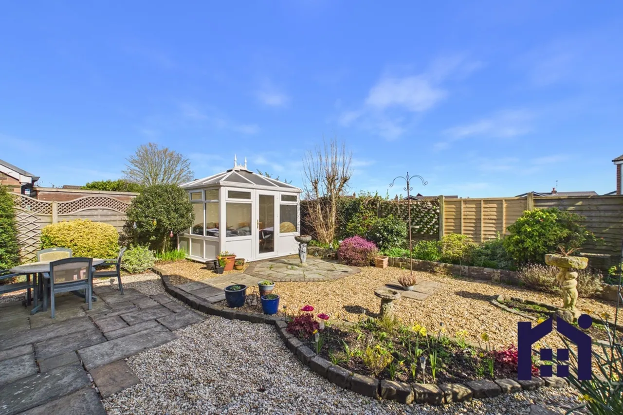 The Hawthorns, Eccleston, Chorley, PR7 5QW, photo 3
