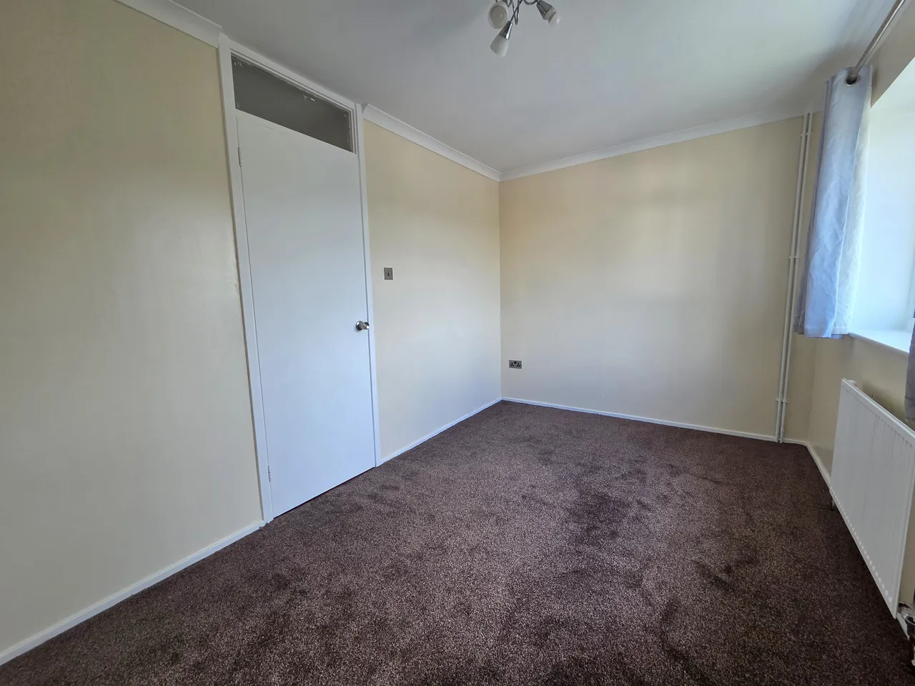Nightingale Close, ME8, photo 5