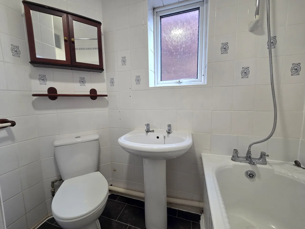Nightingale Close, ME8, photo 6