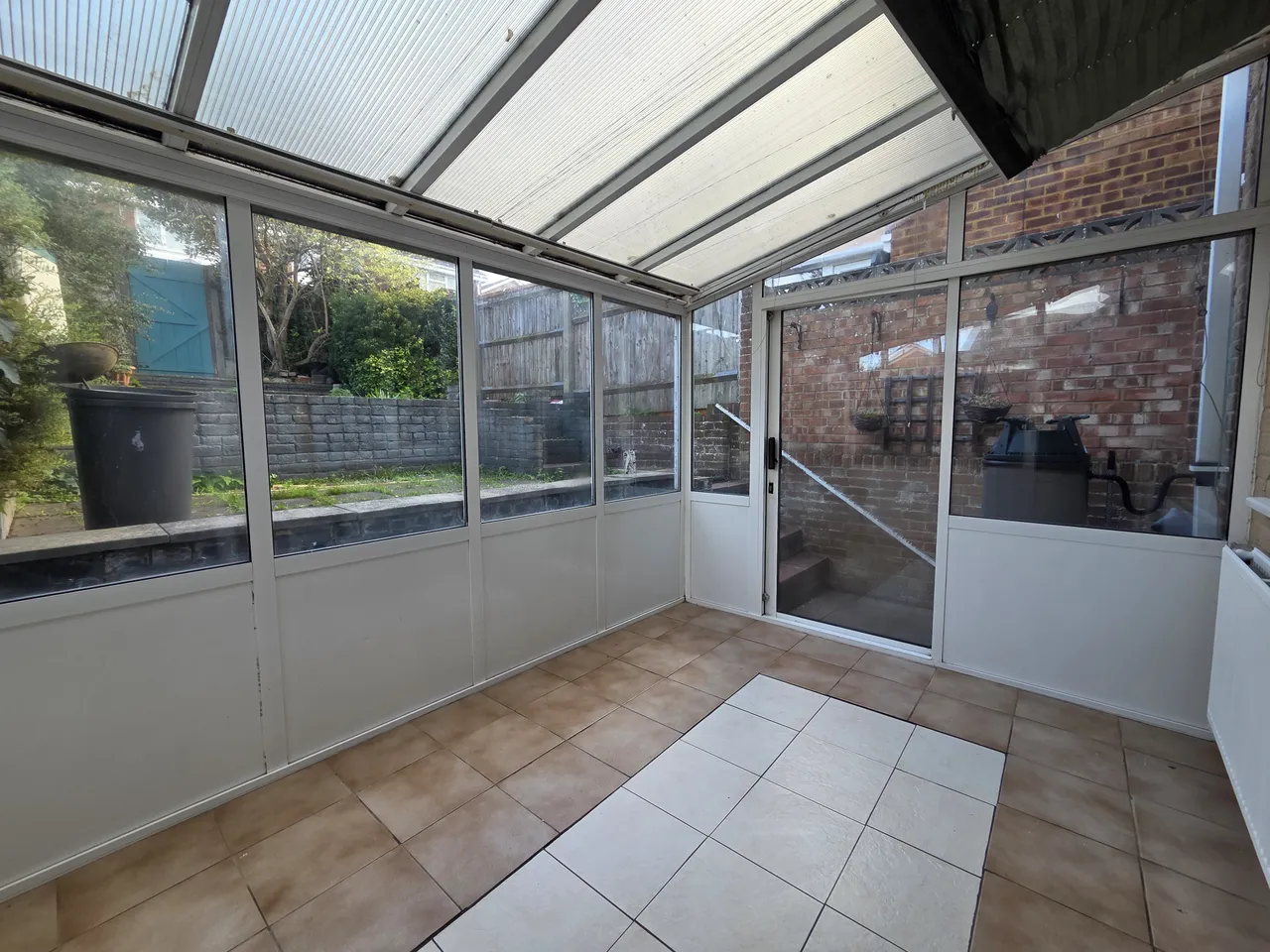 Nightingale Close, ME8, photo 3