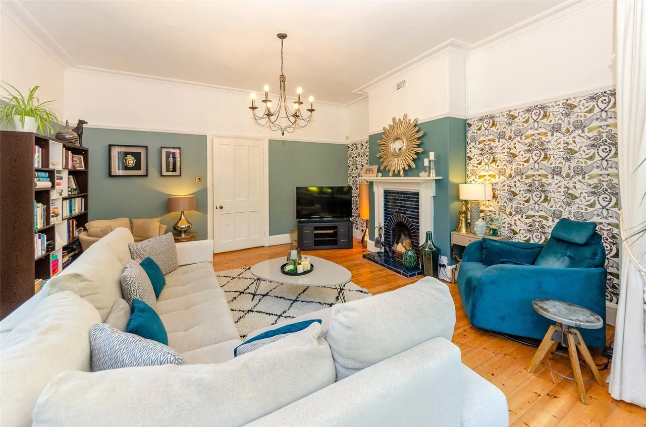 Queens Drive, Colwyn Bay, LL29, photo 4