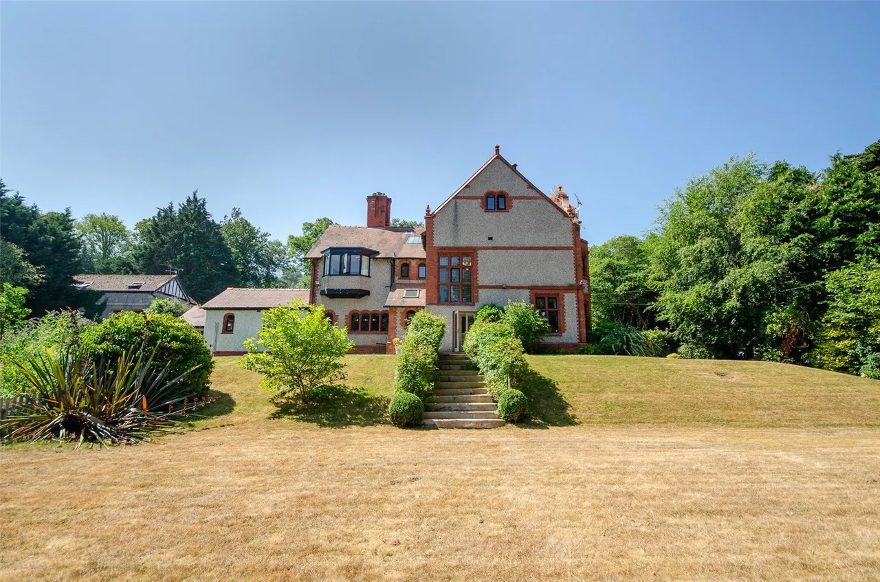 Queens Drive, Colwyn Bay, LL29, photo 25